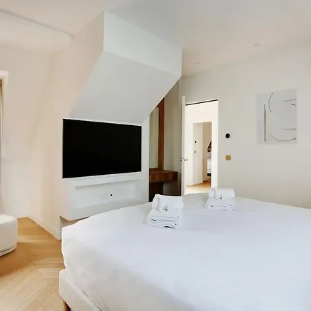 Apartamento 5br 4ba Duplex Services In La Madeleine - Opera