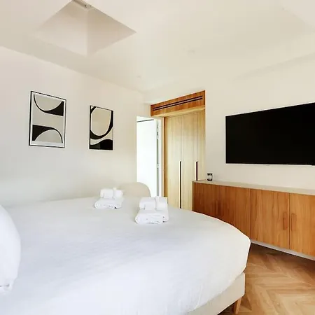 5br 4ba Duplex Services In La Madeleine - Opera Apartamento *