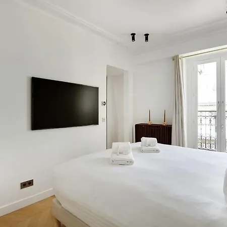 Apartamento 5br 4ba Duplex Services In La Madeleine - Opera *