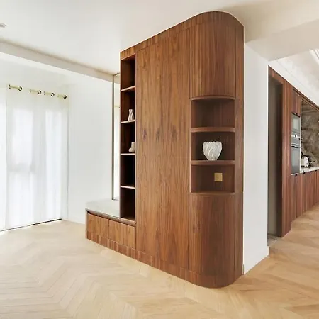 Apartamento 5br 4ba Duplex Services In La Madeleine - Opera París